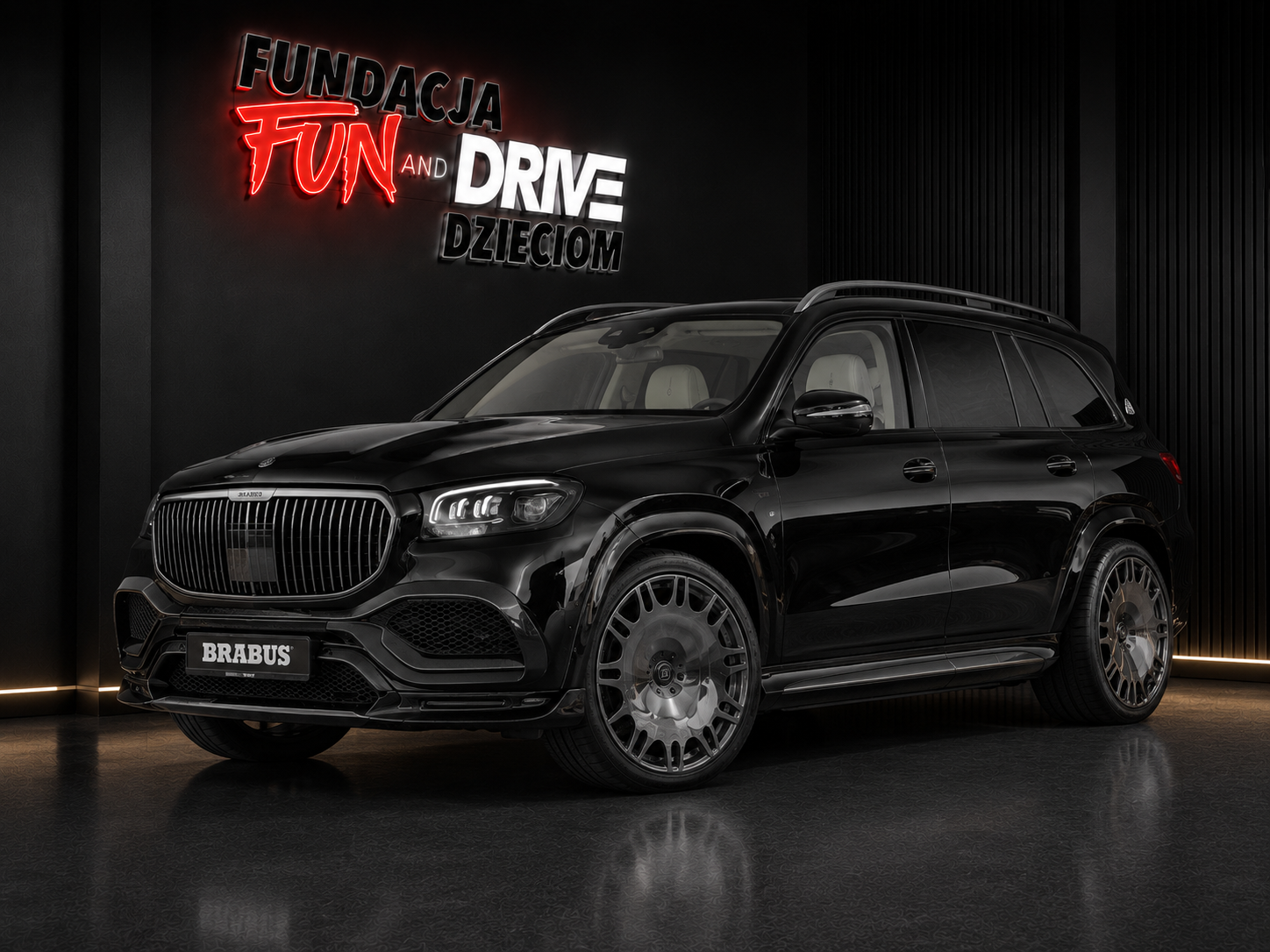 Przejazd Maybach GLS Brabus 900