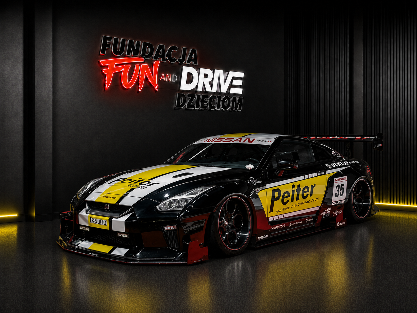 Przejazd Nissan GTR Widebody