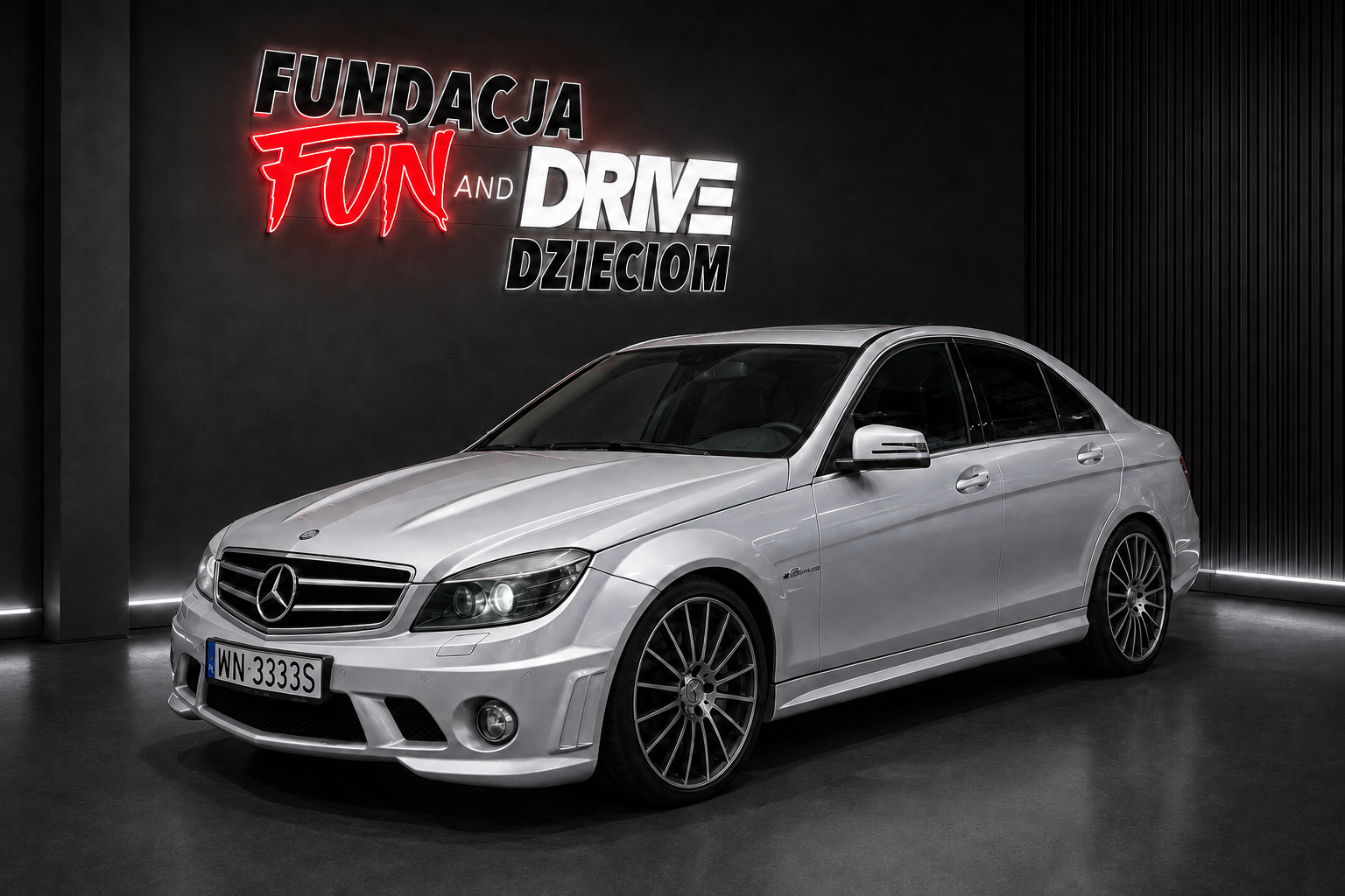 Przejazd MERCEDES C63 SAFETY CAR